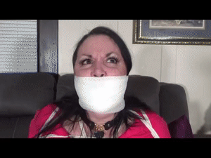 ginaraemichaels.com - The intruder wanted to fuck her instead of steal her valuables thumbnail